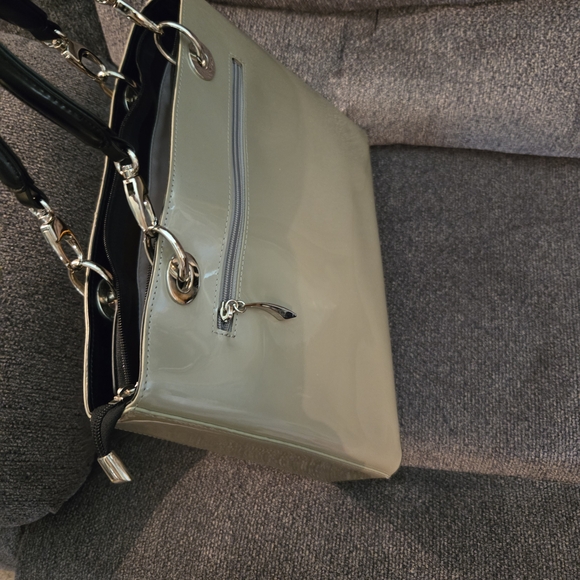 Beijo Glossy Metallic Tote Bag - Picture 8 of 8